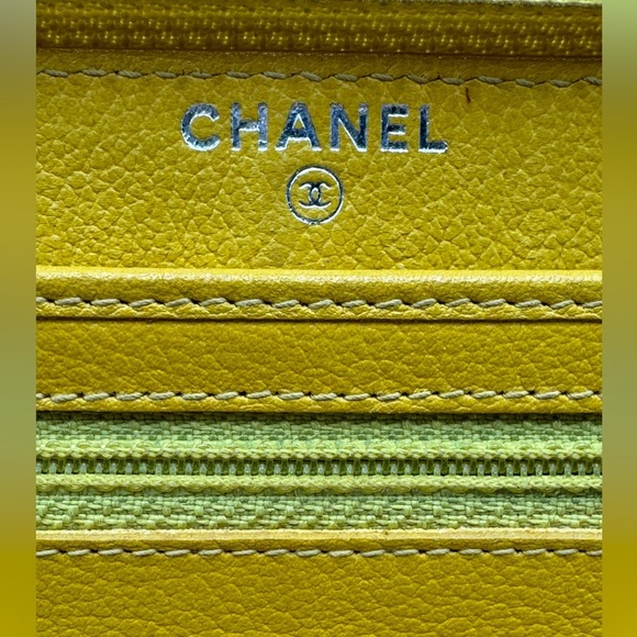 Chanel-Authentic-Camelia  zip organizer on original Chain Yellow - Picture 12 of 16